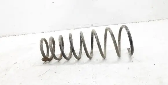 Toyota Avensis T220 Rear coil spring