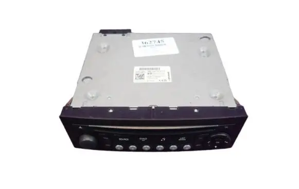 Radio/CD/DVD/GPS head unit