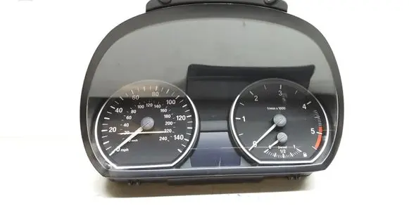 BMW 1 E81 E87 Speedometer (instrument cluster) 1024982