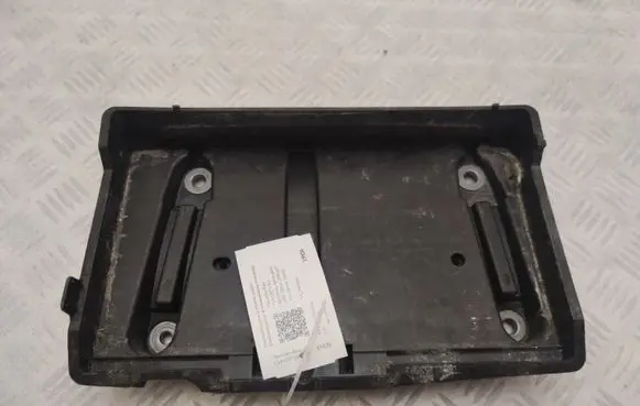 Mercedes-Benz CLS C257 Battery tray A2056201502