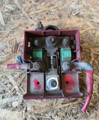 Renault Trafic II (X83) Other engine bay part 030000101 8200399256