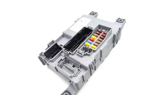 Fiat Doblo Fuse module 00519383520 28385750