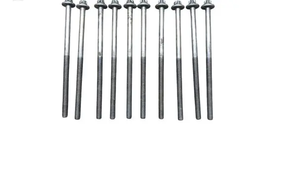 Mercedes-Benz E A207 Cylinder head bolts 