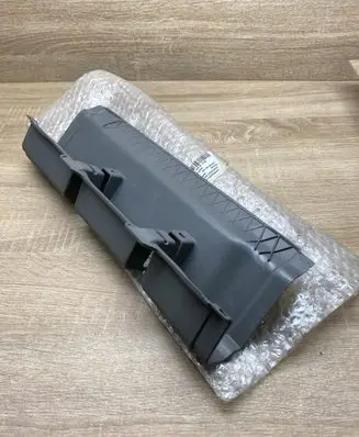 Volkswagen Touran I Other trunk/boot trim element 1T0857185B 1TO857185B