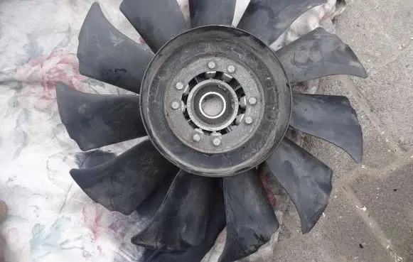 Iveco Daily 4th gen Viscous fan 504024647EA