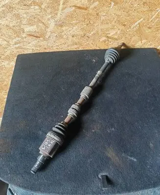 Nissan Qashqai Front driveshaft