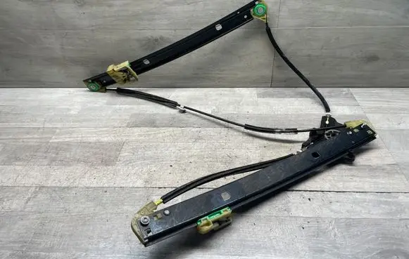 Audi A6 S6 C7 4G Front window lifting mechanism without motor 4G0837462 021928250106