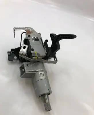 Renault Captur II Steering wheel axle 22021601814