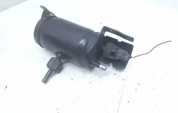 Vacuum air tank