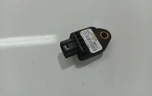 KIA Ceed Airbag deployment crash/impact sensor 959200A100