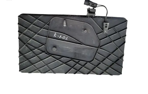 Toyota Avensis T250 Battery tray 74431-05080