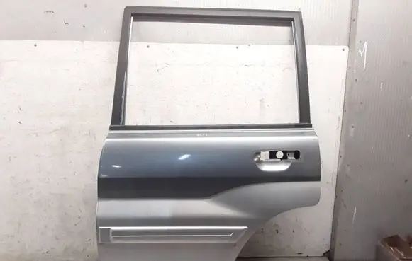Mitsubishi Pajero Pinin Rear door