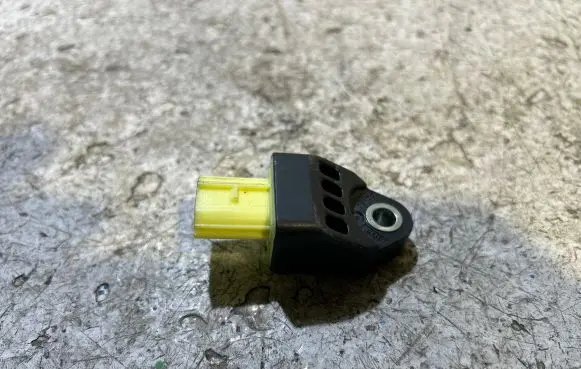 Toyota RAV 4 (XA40) Airbag deployment crash/impact sensor 8983112030