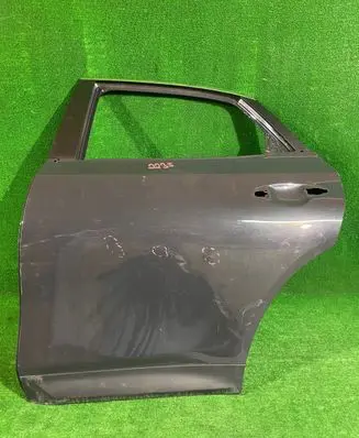 KIA Xceed Rear door