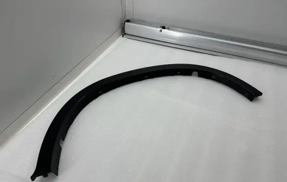 BMW X6 F16 Fender trim (molding) 8056551 5177