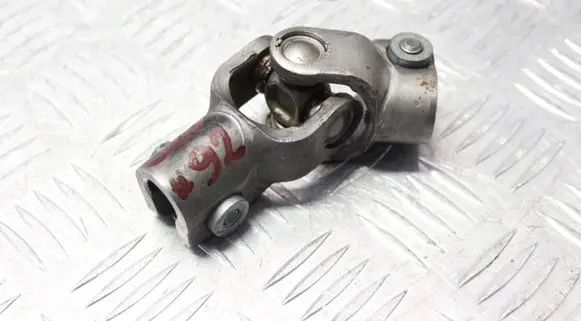Honda CR-V Steering column universal joint