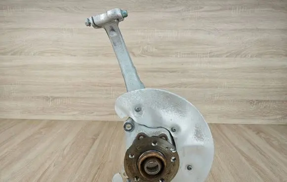 Audi A6 S6 C7 4G Front wheel hub 4G0407242D