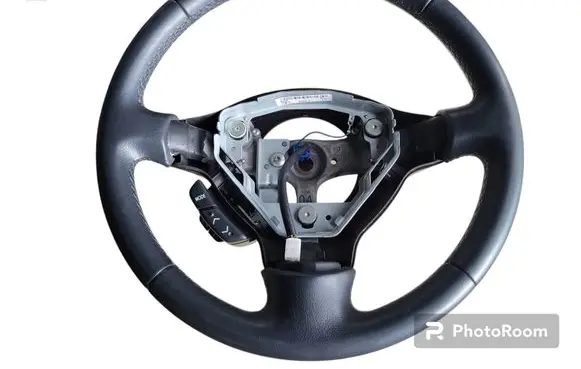 Toyota Yaris Steering wheel 1016629904 A5201S
