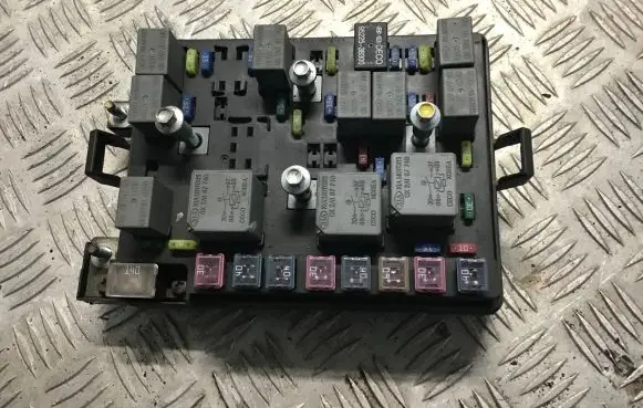 KIA Sportage Fuse box set