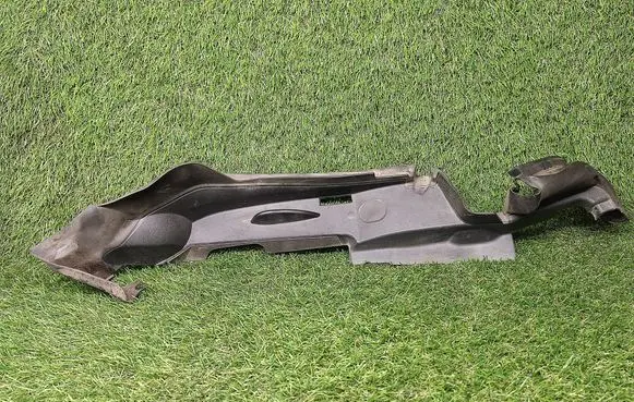 Audi A4 S4 B9 Fender end trim 8W0821170