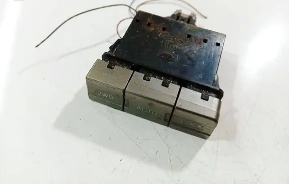 Nissan X-Trail T30 Other switches/knobs/shifts 
