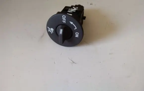 Renault Megane II Passenger airbag on/off switch 8200169589
