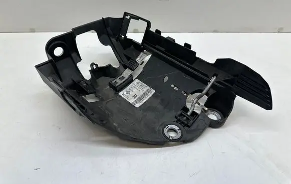 Volkswagen New Beetle Headlight/headlamp mounting bracket 1C0941054