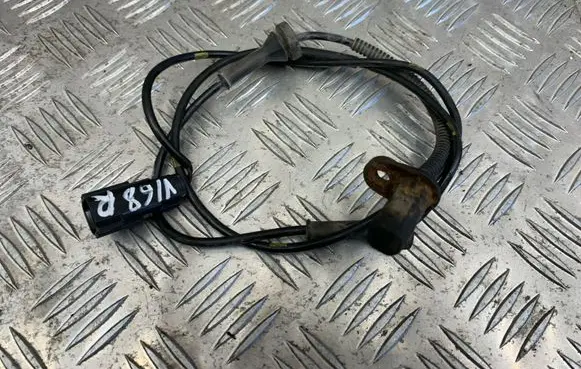 Volvo XC90 ABS brake wheel speed sensor 30682478