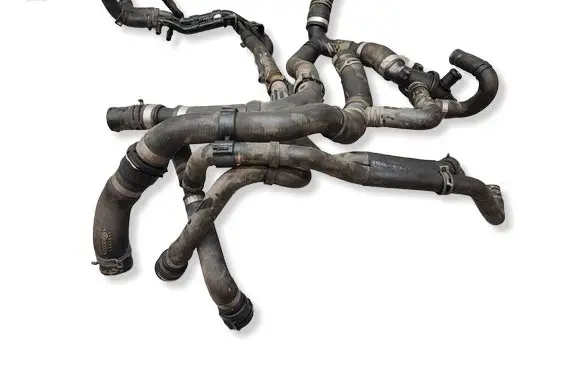 Volkswagen Transporter - Caravelle T6 Engine coolant pipe/hose 04L121194A 7E0122101K 7E0122058H
