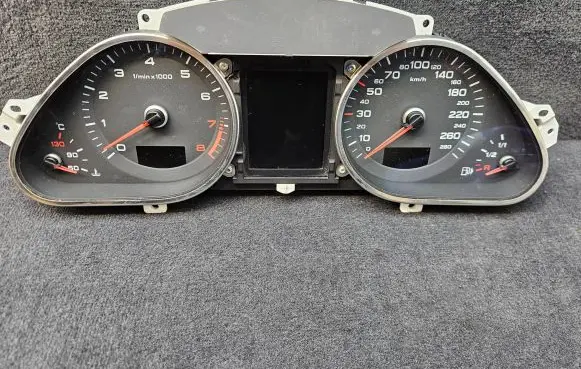 Audi A6 S6 C6 4F Speedometer (instrument cluster) 4F0920933K 503020201703
