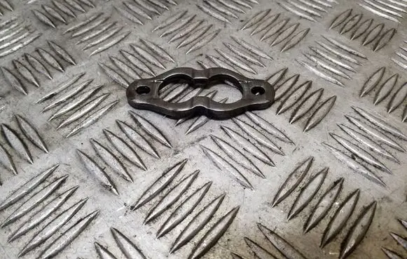 Audi A4 S4 B8 8K Fuel Injector clamp holder