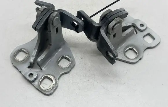 Tesla Model 3 Front door hinge set A046571