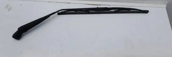 Toyota Land Cruiser (J100) Rear wiper blade 