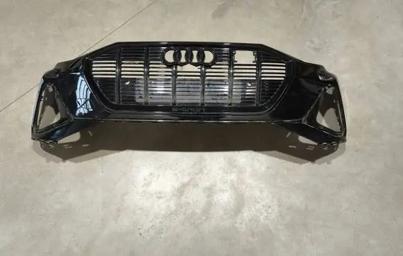 Audi e-tron Front bumper 4KE807437C 4KE807437D 4KE853651
