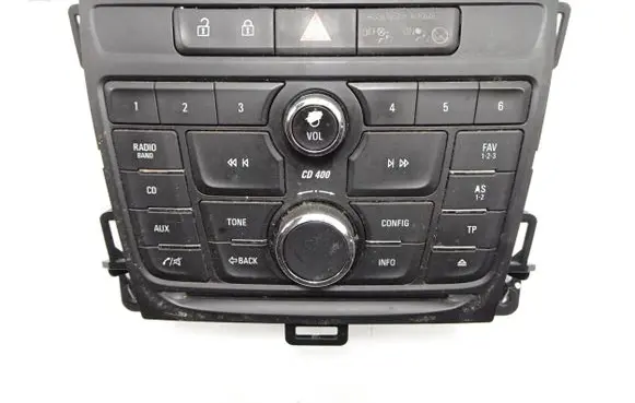 Head unit multimedia control
