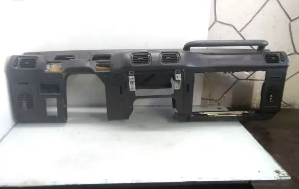 Hyundai Galloper Dashboard