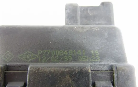 Renault Scenic I Headlight level adjustment motor 7700840141