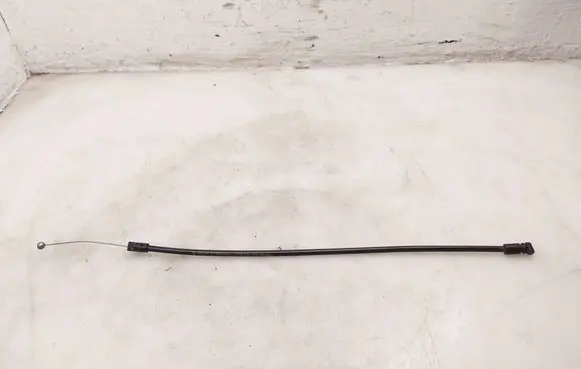Volkswagen Tiguan Engine bonnet/hood lock release cable 571823528A
