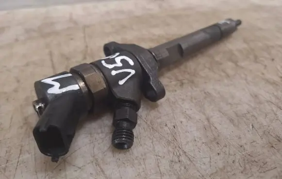 Volvo V50 Fuel injector 0445110188