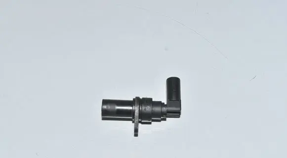 BMW 5 E39 Crankshaft position sensor 2247926 13622247926