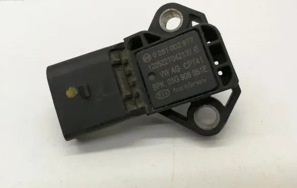 Volkswagen Caddy Air pressure sensor 03G906051E