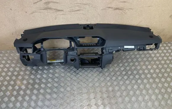 Mercedes-Benz E W212 Dashboard A2128603002 A2128600902 21268023879