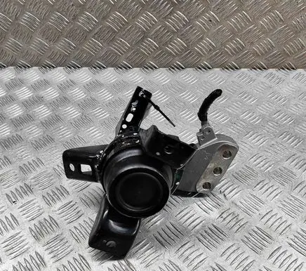 Suzuki Vitara (LY) Engine mount bracket 1161074S00