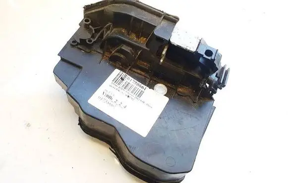 BMW 5 F10 F11 Front door lock A053702