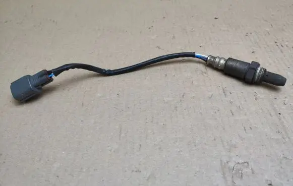 Toyota Sienna XL30 III Lambda probe sensor 89467-0E040