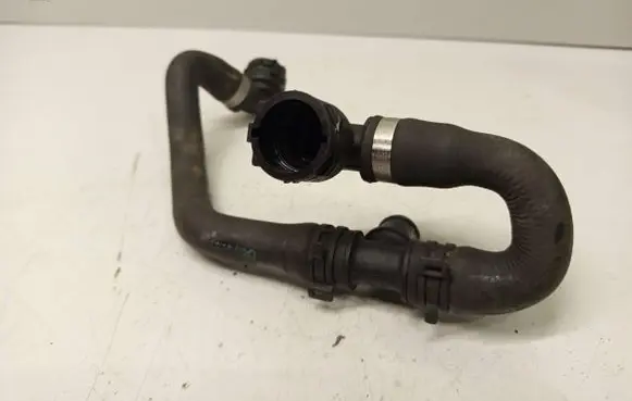 Audi A4 S4 B8 8K Engine coolant pipe/hose 8E0122293B