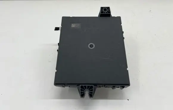 MG MG3 III Central body control module 11815766 1181576601