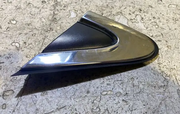 Chrysler 200 Fender end trim GN164424 5NJ511XFAB 8E0929090