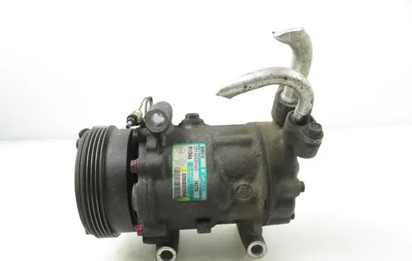 Renault Clio II Air conditioning (A/C) compressor (pump) 8200037058