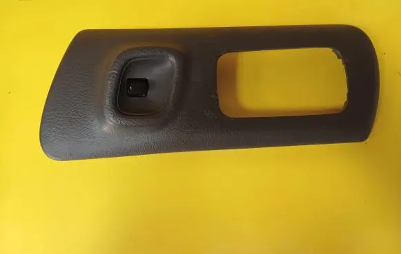 Subaru Impreza I Electric window control switch 94226FA110 94226FA